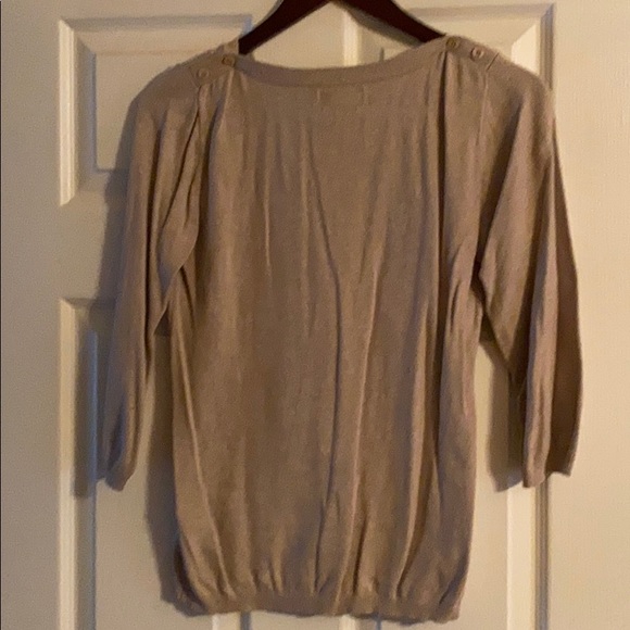 sweater - Picture 4 of 4